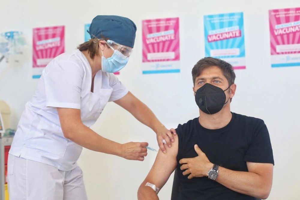 Axel Kicillof ampla el plan de vacunacin con ayuda de los gremios