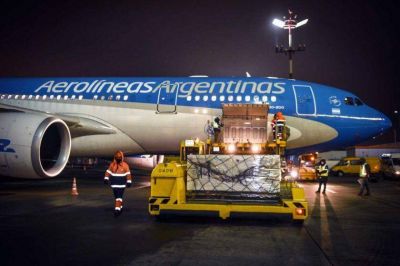 El cuarto vuelo de Aerol�neas a Rusia reactiva la provisi�n de vacunas en el pa�s