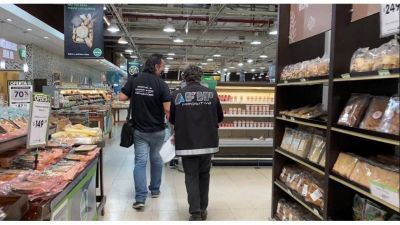 Precios M�ximos: La industria alimenticia asegura que tiene 25% de atraso en los costos