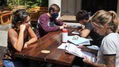 Los j�venes y mayores de 40 a�os son los que m�s buscan trabajo en Mar del Plata
