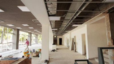 Avanzan las obras de infraestructura en 72 escuelas de Almirante Brown