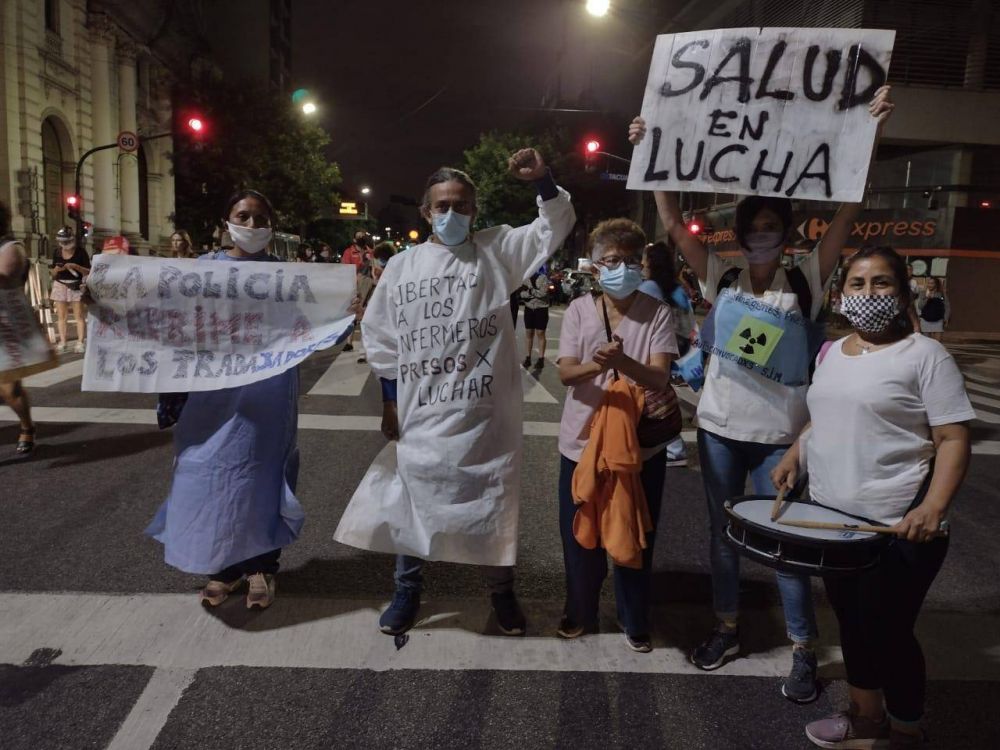 De los aplausos a la carcel: Larreta detuvo a personal de salud por reclamar salarios y profesionalidad