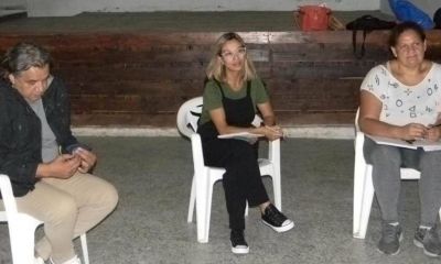 Inseguridad: la diputada Adriana C�ceres se reuni� con vecinos de Manzanares