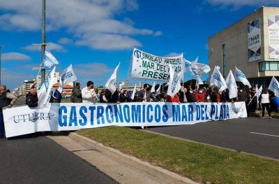Gastronómicos y hoteleros piden que se eliminen las restricciones horarias en Mar del Plata