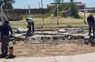 Empez� la repavimentaci�n del acceso al puerto: estiman que la obra se extender� 60 d�as