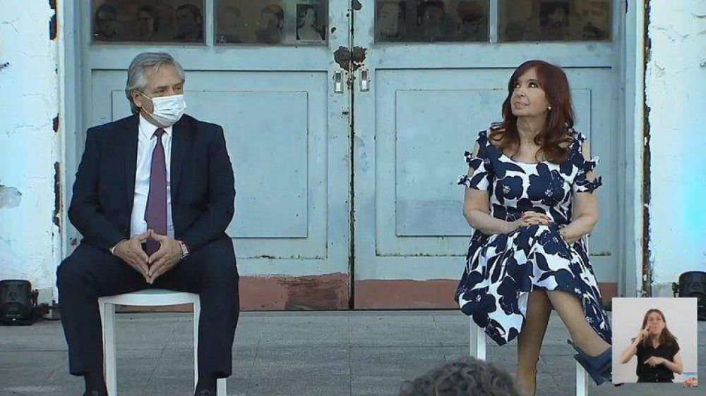 Cristina Kirchner qued a cargo del Ejecutivo en el sur y sigue en silencio el escndalo de las vacunas y la sesin del Senado