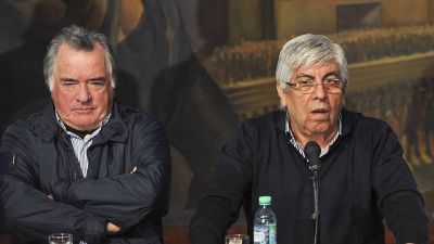 La interna de Independiente vuelve a encender la llama de la pelea entre Barrionuevo y Moyano