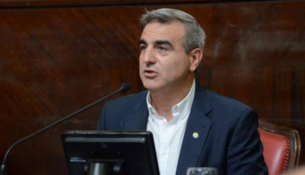 Duraona apuesta al rol de los municipios para control de precios