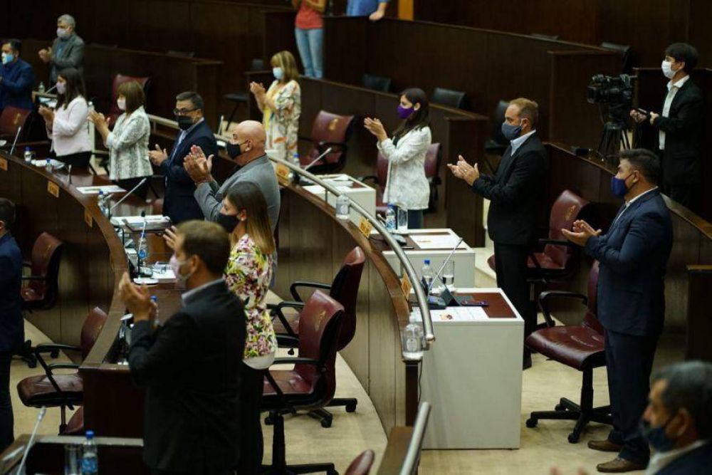 La Legislatura neuquina ratific a sus autoridades en la sesin preparatoria