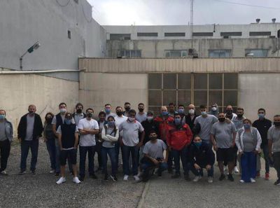 Kicillof dict� conciliaci�n obligatoria y la multinacional Just deber� reincorporar a los 54 trabajadores que despidi� por Zoom