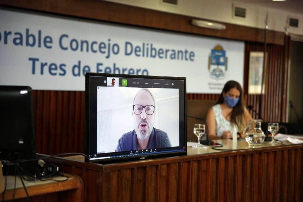 Aislado por Covid, Valenzuela inaugur un nuevo perodo de sesiones en Tres de Febrero y cuestion la vacunacin vip