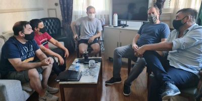 Abella se reuni� con dirigentes de Villa D�lmine y Puerto Nuevo