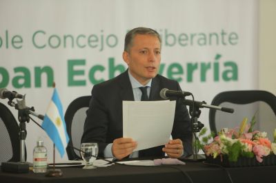 Fernando Gray: �Empezamos a trabajar en la pospandemia, construyendo un futuro mejor para las vecinas y vecinos�