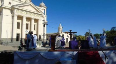Los correntinos entregaron a San Jos� el nuevo a�o pastoral