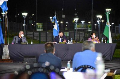 Men�ndez abri� el a�o legislativo y anunci� obras para todo el distrito