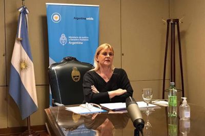 Losardo tambi�n cruz� a Stornelli: �No se puede entender que siga siendo fiscal�