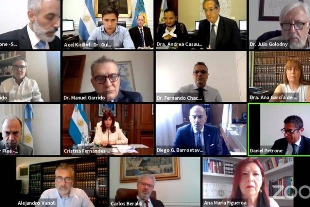 Tras la exposicin de CFK, Kicillof, Vanoli y Pesce, el fiscal pidi que se haga el juicio oral por 