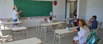 M�s casos e incumplimientos ponen en peligro la continuidad en la presencialidad