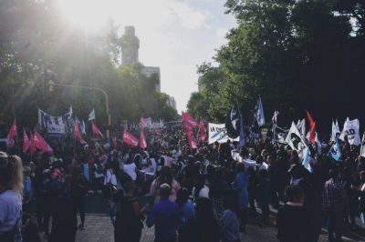 Mar del Plata tambi�n tuvo su marcha por el D�a de la Mujer
