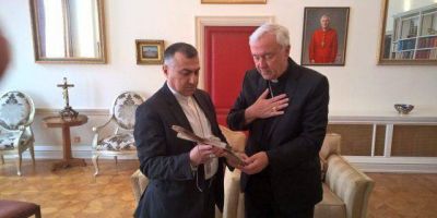 El crucifijo que sobrevivi� a los ataques del Estado Isl�mico