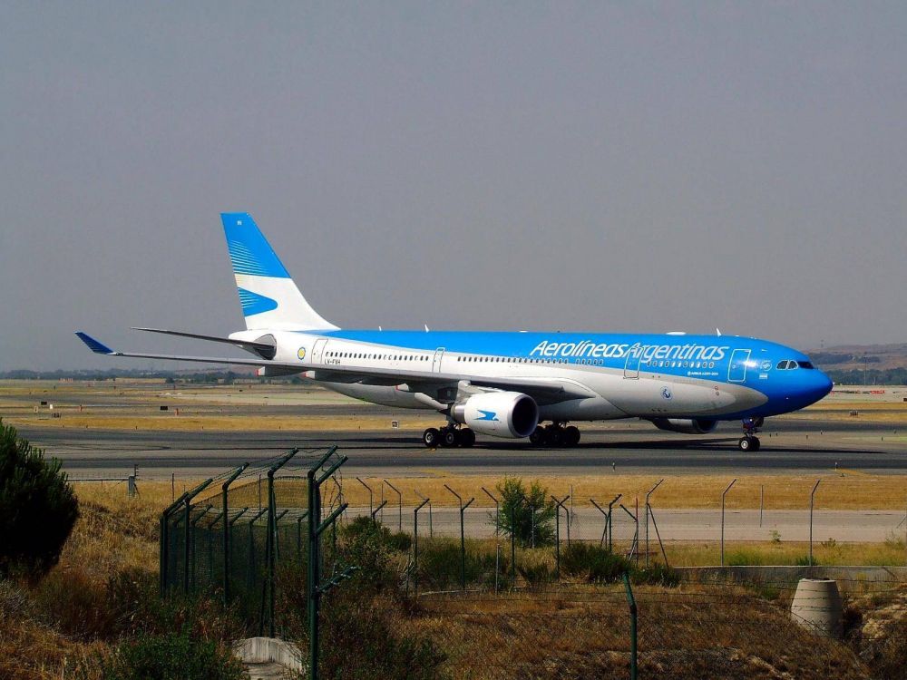 Aeronuticos le pidieron a Ceriani retomar a la brevedad las paritarias en Aerolneas Argentinas