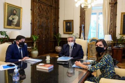La Naci�n y la Provincia enviar�n 437 millones para el sistema educativo municipal