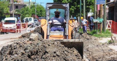 Cloacas: avanza en Budge la obra que beneficiar� a miles de vecinos
