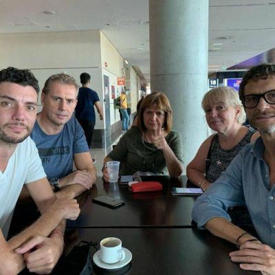 Bullrich llega a Santa Cruz junto a la tropa del PRO