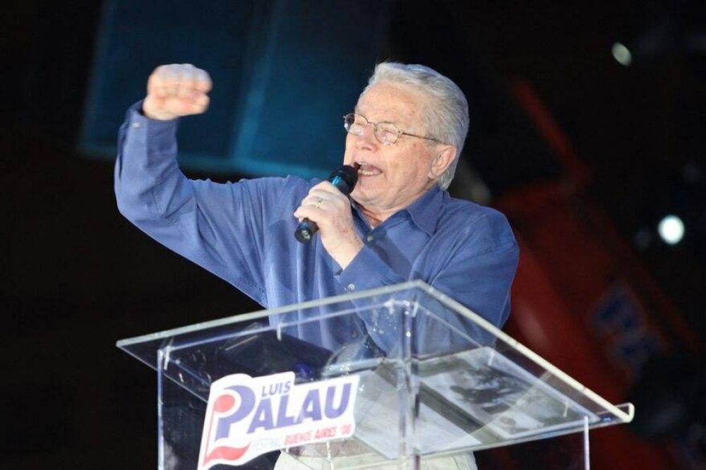 Muri el pastor evangelista Luis Palau