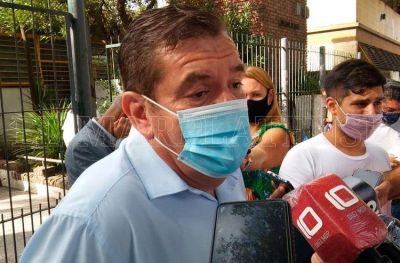 Montenegro ech� a empleados municipales por robar luminarias en barrios marplatenses