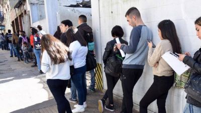 En Ituzaing� ya se pueden anotar en J�venes con M�s y Mejor Trabajo