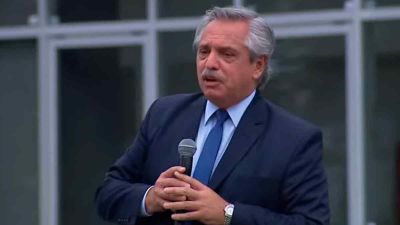 El Presidente inaugur� obras en Almirante Brown
