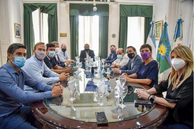 Internas justicialistas: Una ausencia simb�lica en la reuni�n de intendentes peronistas con Ferraresi