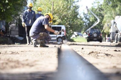 Nuevos pavimentos en Grand Bourg e Ing. Pablo Nogu�s