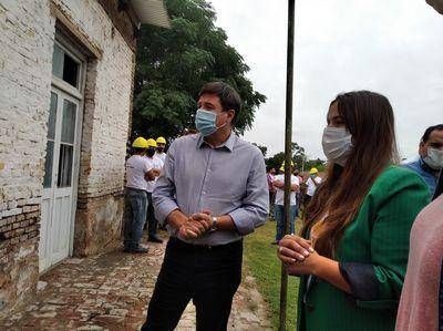 El ministro de Desarrollo Social, Daniel Arroyo, visit� Lobos: estuvo en el municipio y en un predio del Movimiento Evita