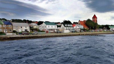 El Gobierno contest� a la decisi�n brit�nica de mantener la presencia militar en Malvinas