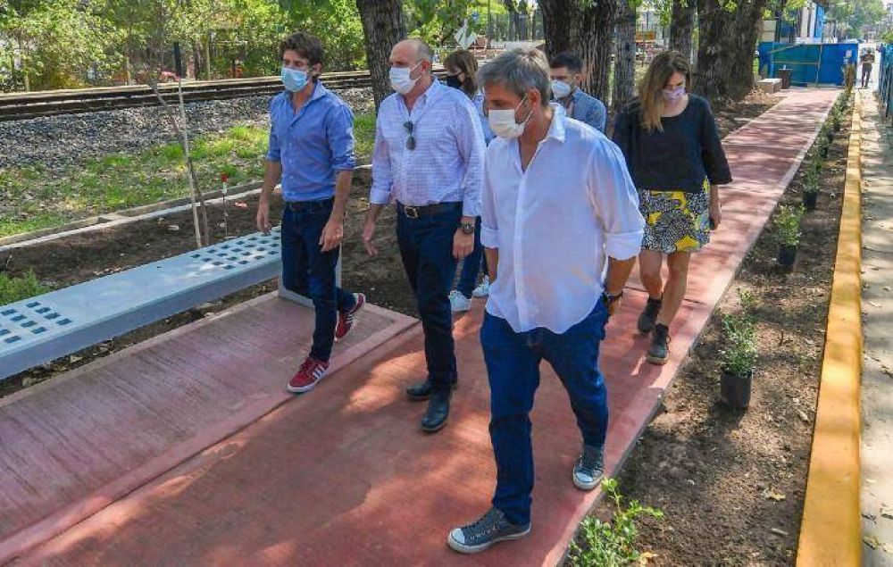 Juan Andreotti recorri con autoridades de ADIF la obra del nuevo paseo aerbico entre Virreyes y Victoria