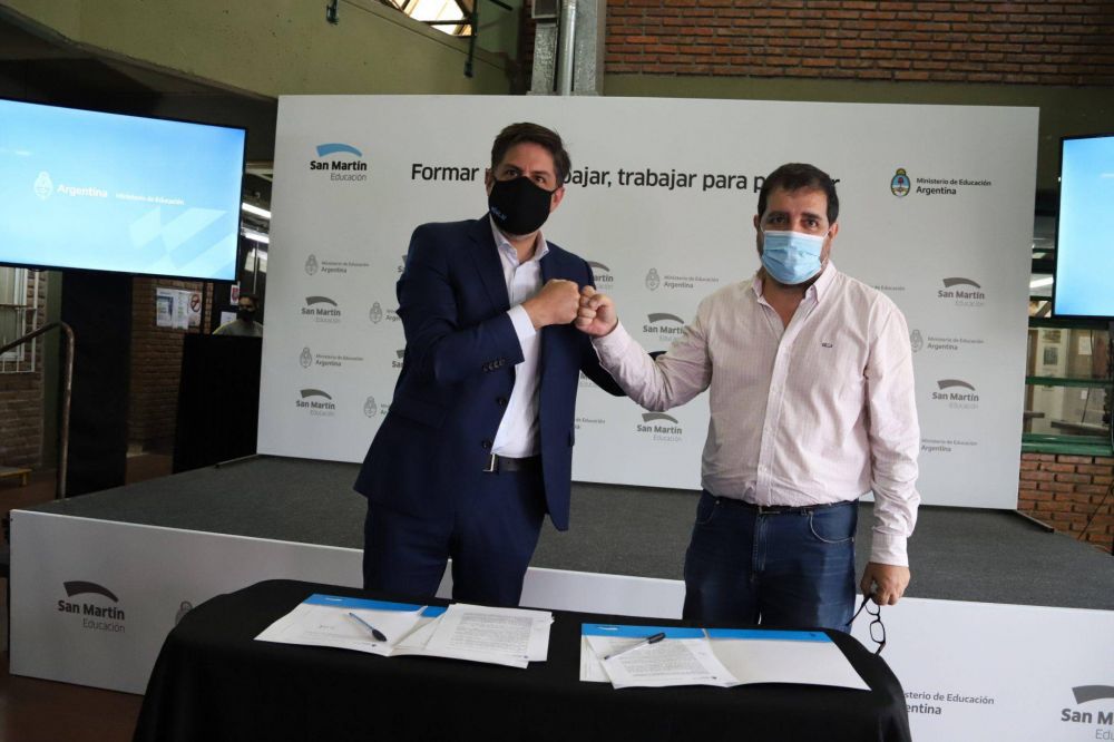 Fernando Moreira y Nicols Trotta presentaron las Becas Progresar Trabajo 2021 en San Martn
