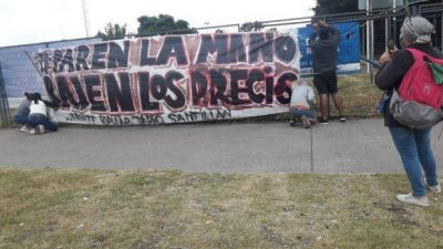 Los trabajadores llegaron hasta la Copal, en una marcha anti-inflaci�n en alimentos
