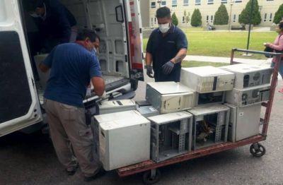 Ambiente realiz� un importante retiro de RAEE del Hospital Rawson