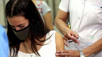 Argentina ya tiene m�s vacunados con primera dosis que infectados totales por coronavirus