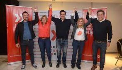Abad se proclam� nuevo presidente de la UCR bonaerense: 