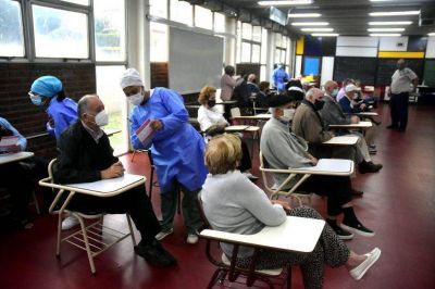 Llegan 6.000 dosis de vacunas Sputnik V a Mar del Plata