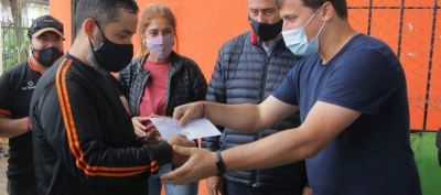 Ferraresi, Chornobroff y Sierra entregaron subsidios a instituciones de Avellaneda