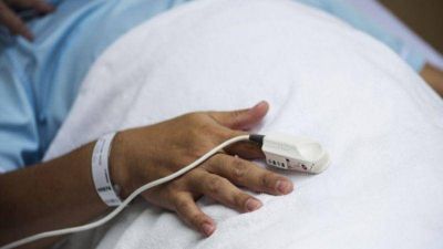Muri� el primer cordob�s por la cepa del Reino Unido