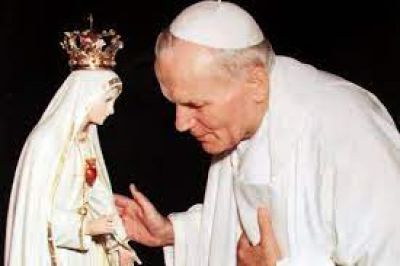Un d�a como hoy San Juan Pablo II public� su enc�clica sobre la Virgen Mar�a