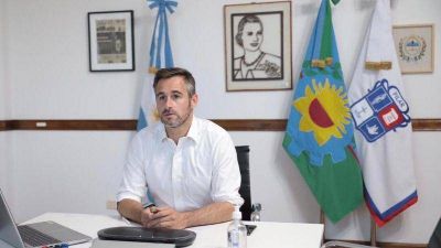 Oficializaron la Bandera de Pilar y se incorporar� a los colegios del distrito