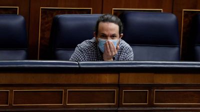 Pablo Iglesias entrega el acta de diputado: el a�n l�der de Podemos dejar� el Congreso este viernes