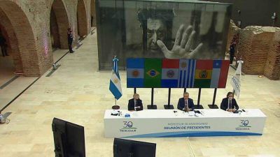 Las dos razones políticas que explican el duro cruce de Alberto Fernández y Lacalle Pou en la Cumbre del Mercosur