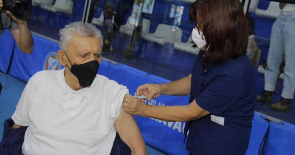 En una semana, ms de 34 mil vecinos de Lomas recibieron la vacuna